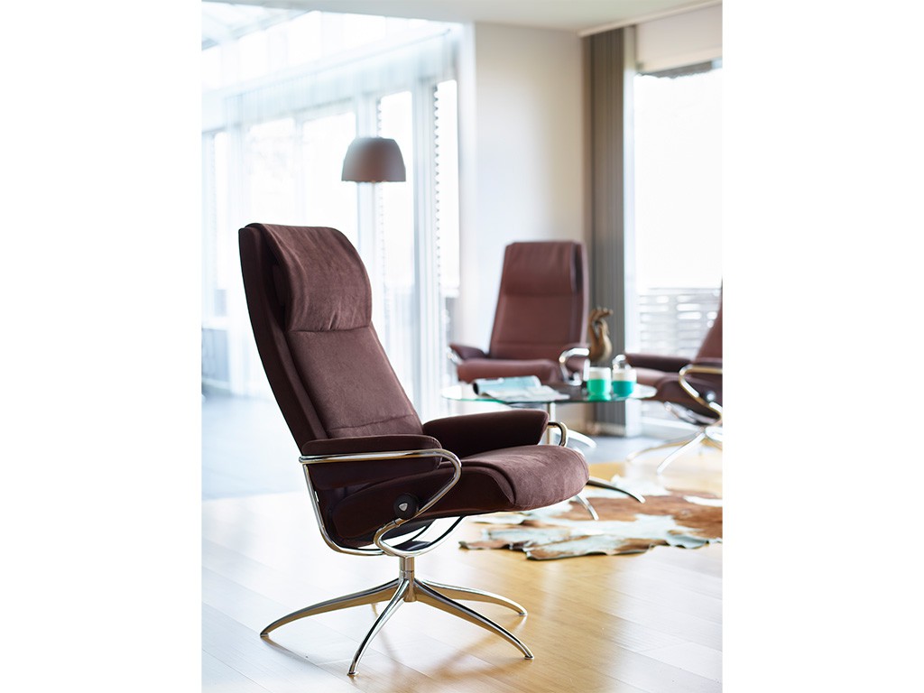 <p>Entdecke den Paris Relaxsessel von Stressless®: wählbare Basis, Leder- oder Stoffbezug, Farbauswahl und ergonomischer Komfort für dein Zuhause.</p>