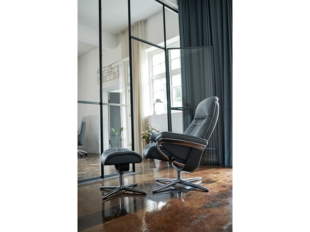 <p>Entdecke den Sunrise Relaxsessel von Stressless®: wählbare Basis, Leder- oder Stoffbezug, Farbauswahl und ergonomischer Komfort für dein Zuhause.</p>