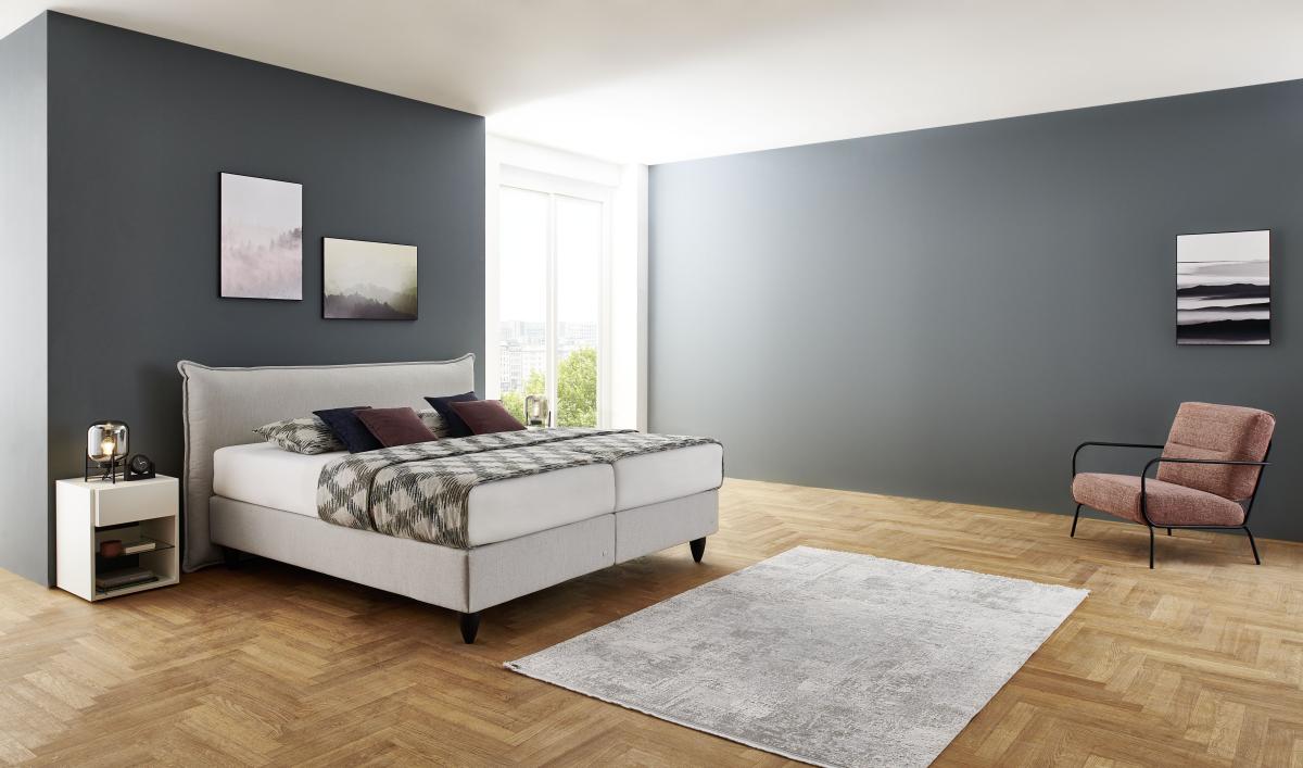 Plane Dein Boxspringbett nach Maß: Farben, Füße, Kopfteile & Stauraum. KONKEN unterstützt Dich persönlich.