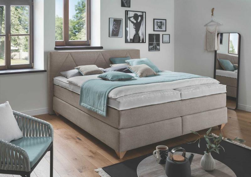 Wähle Dein Boxspringbett individuell: Größen, Kopfteile, Füße & Stoffe. KONKEN berät Dich für ein stilvolles Schlafzimmer.